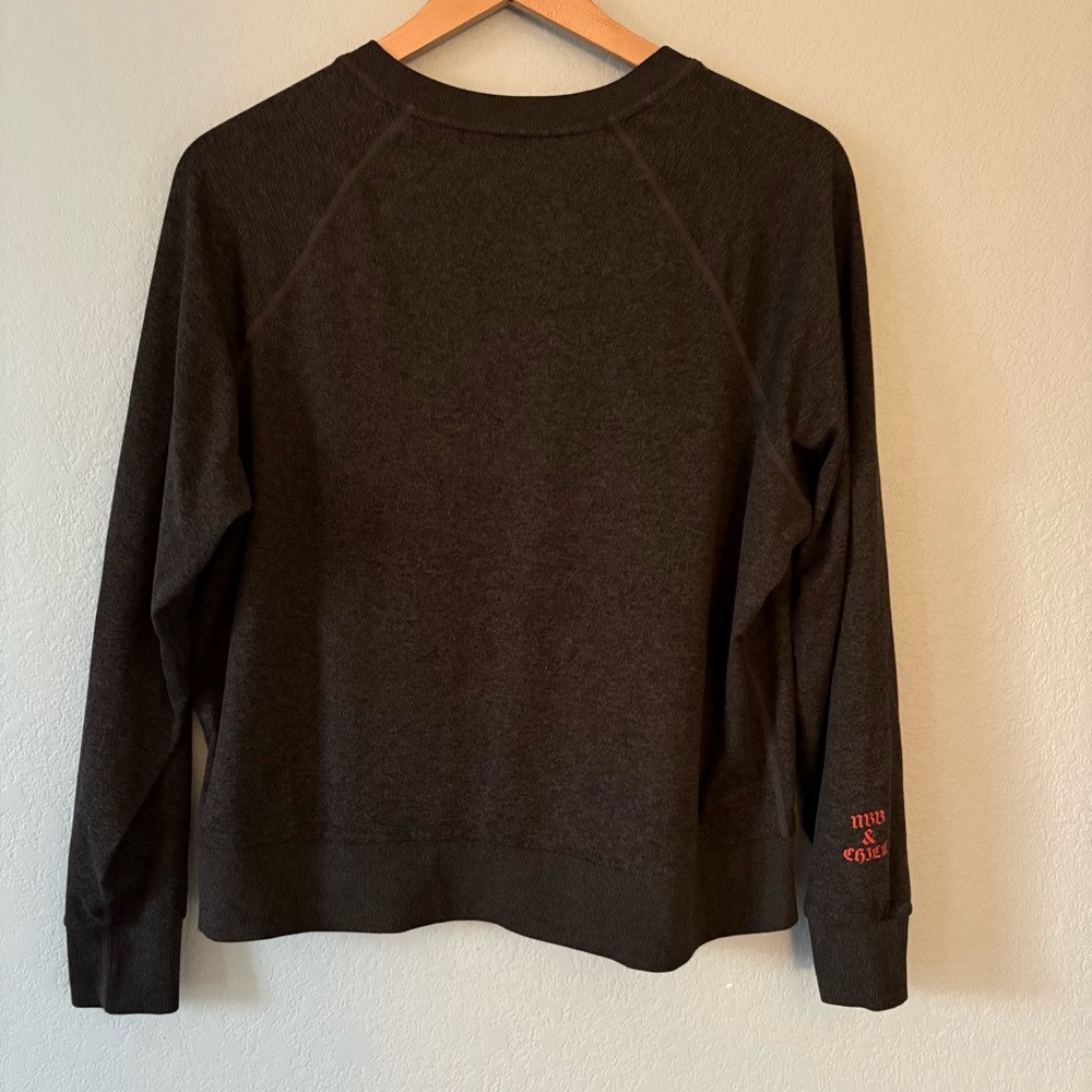 VUORI Long Sleeve Halo Crew Top VW241 Dark Gray Heather Logo - Picture 6 of 11